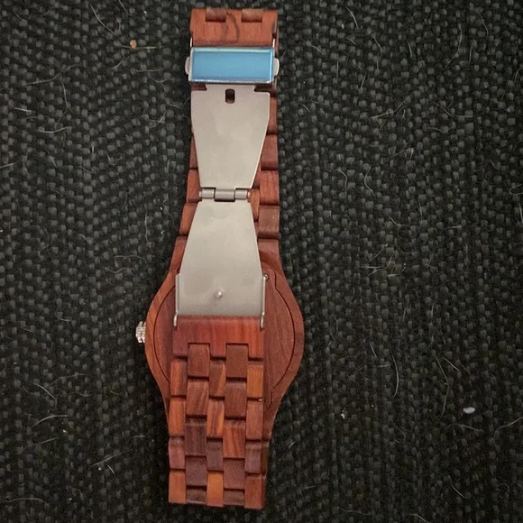 Watch - Picture 3 of 3